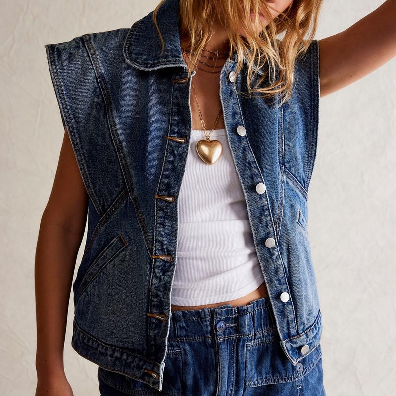 Oleva Denim Vest lifestyle