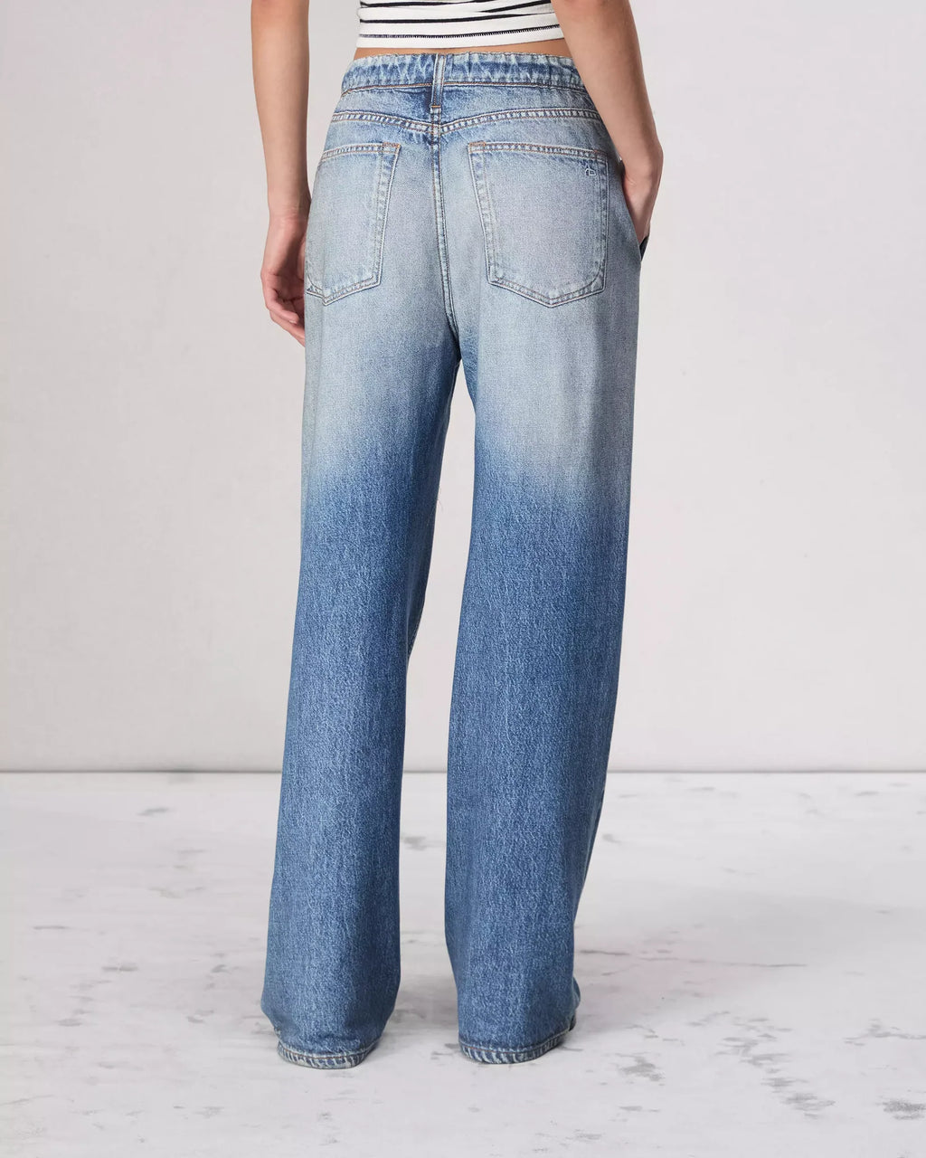 Oleva Sweat Jean Ella detail