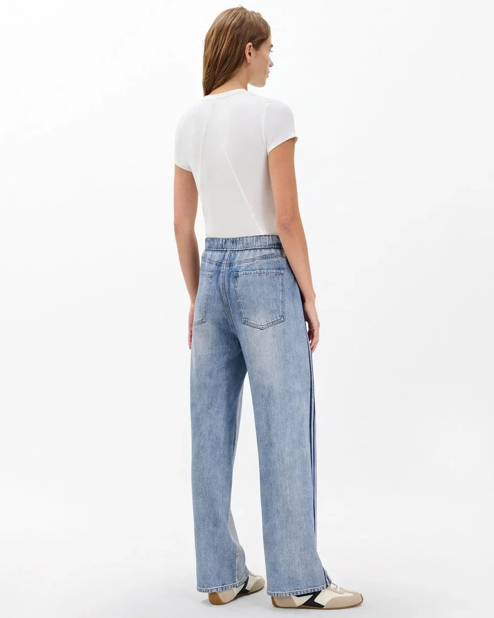 Oleva Sweat Jean Two-Stripe Blue lifestyle