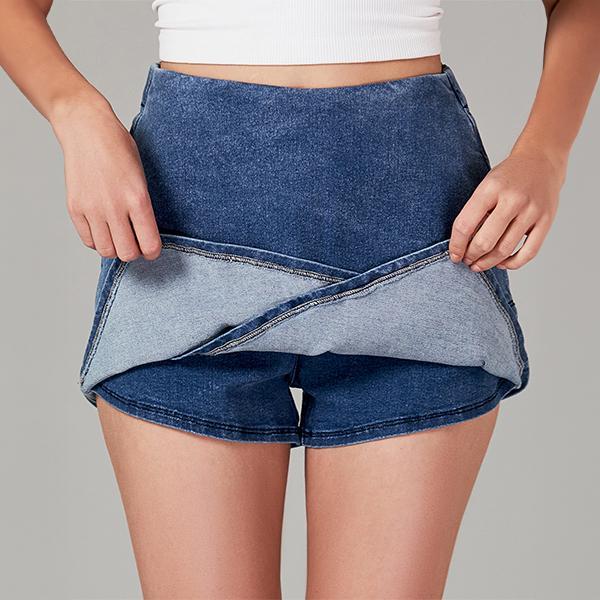 Oleva Jean Skorts styled
