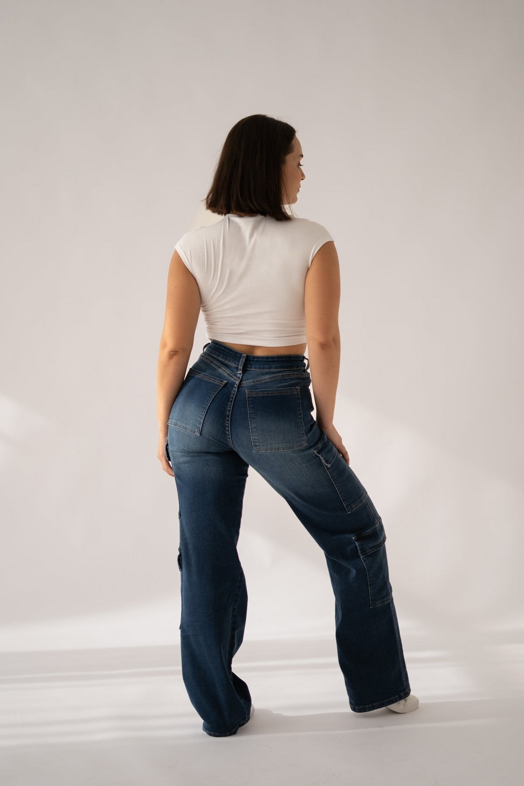 Oleva Cargo Dark Blue back full body